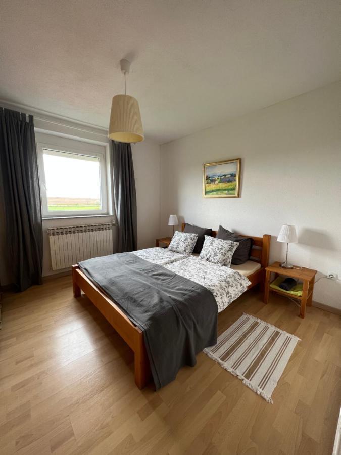 Apartments And Rooms Kristina Dreznik Grad Ngoại thất bức ảnh