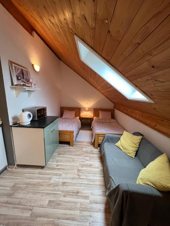 Apartments And Rooms Kristina Dreznik Grad Ngoại thất bức ảnh